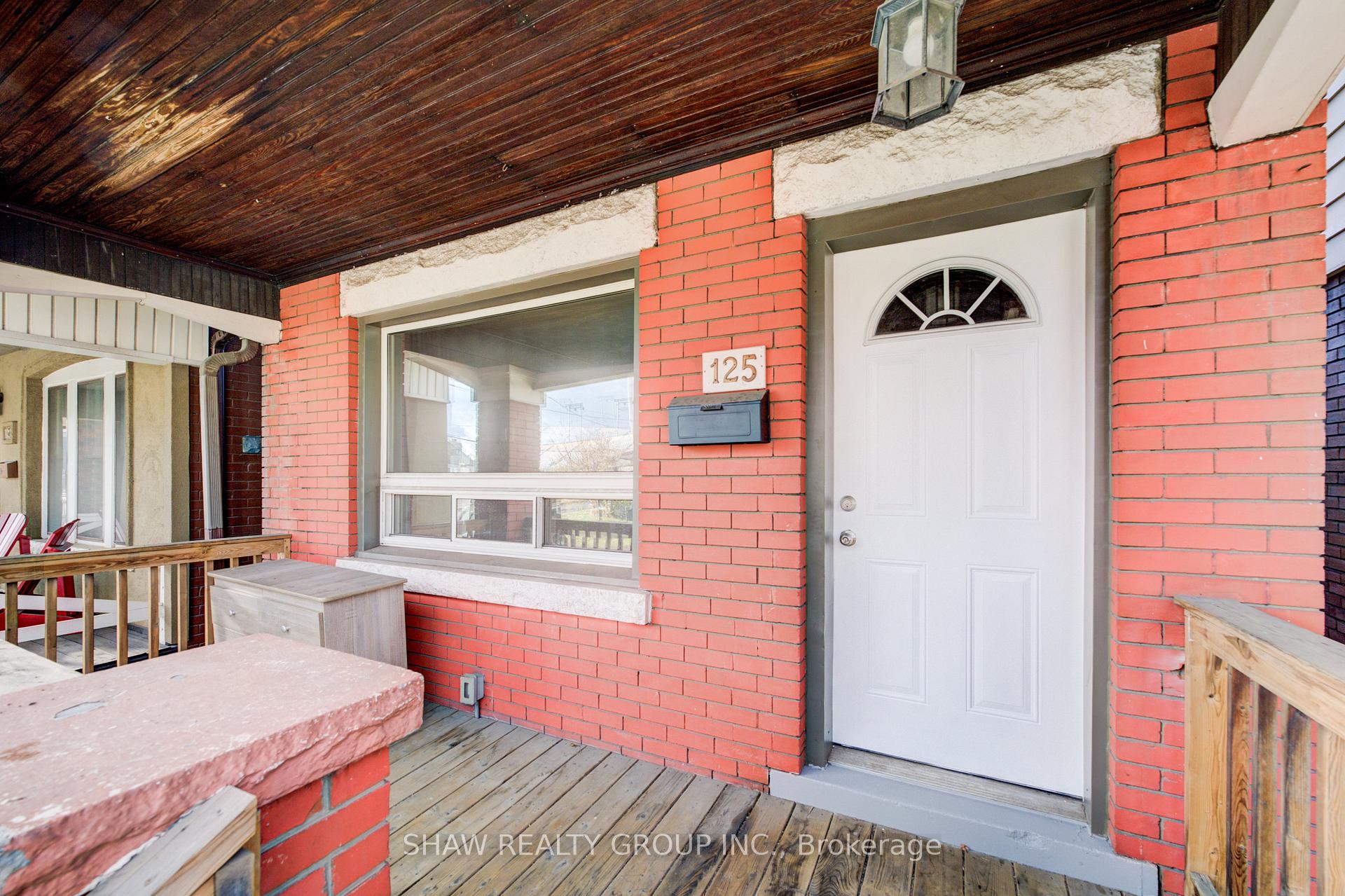 Photo 6 of 125 Melrose Avenue N, Hamilton, Stipley — HOMEH