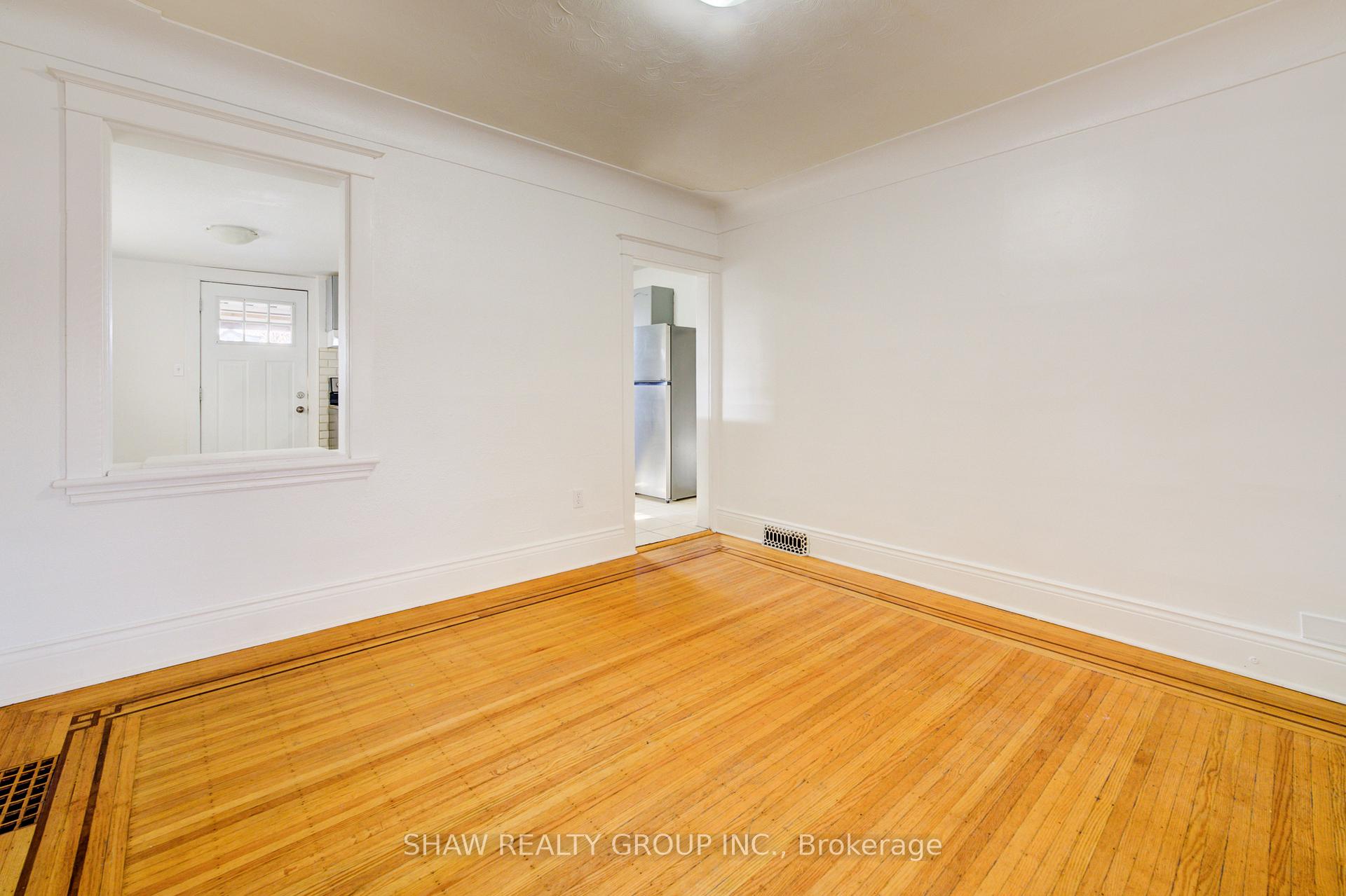 Photo 11 of 125 Melrose Avenue N, Hamilton, Stipley — HOMEH