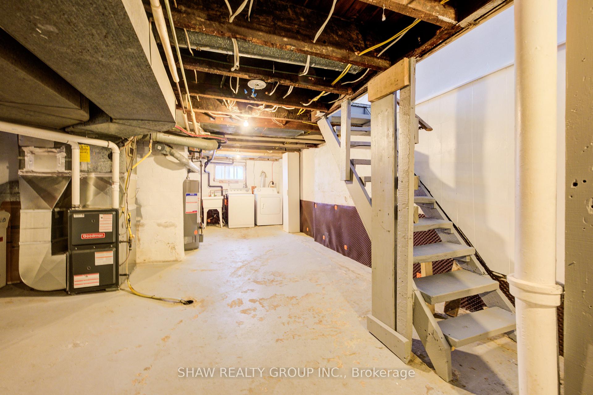 Photo 31 of 125 Melrose Avenue N, Hamilton, Stipley — HOMEH