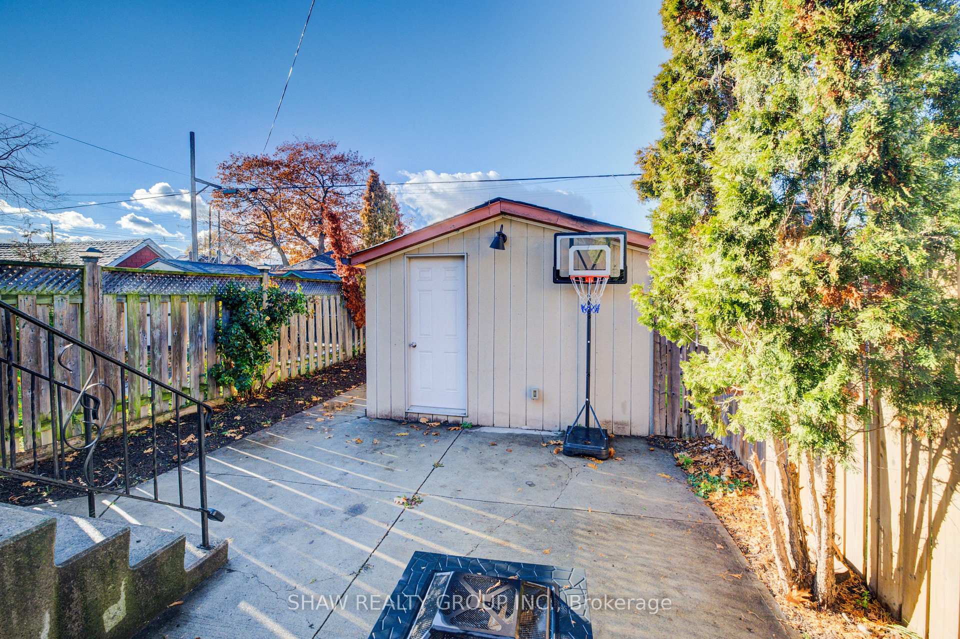 Photo 38 of 125 Melrose Avenue N, Hamilton, Stipley — HOMEH