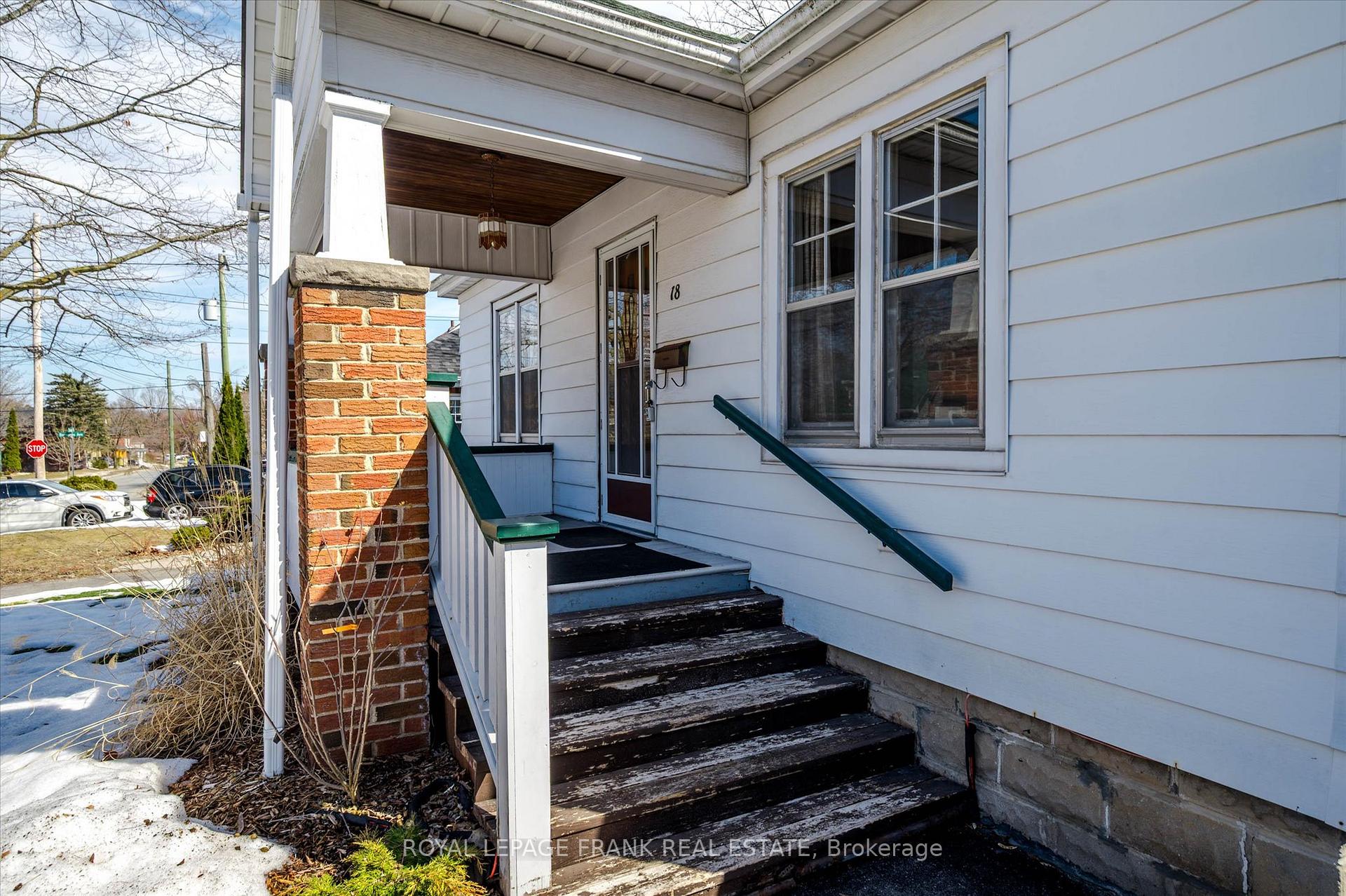 Photo 3 of 18 Conger Street, Peterborough, Northcrest Ward 5 — HOMEH