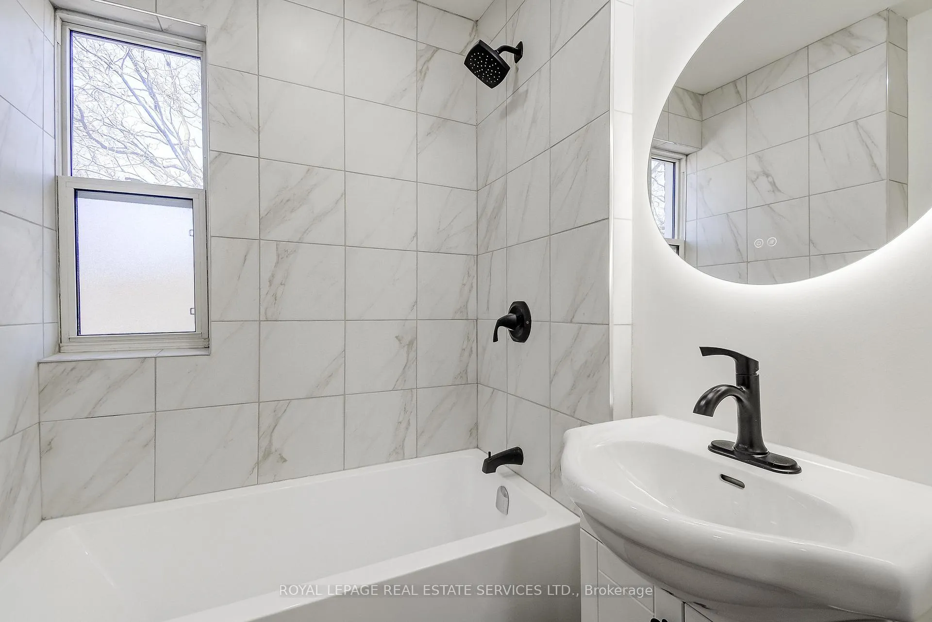 Photo 21 of 35 Fairleigh Avenue N, Hamilton, Gibson — HOMEH