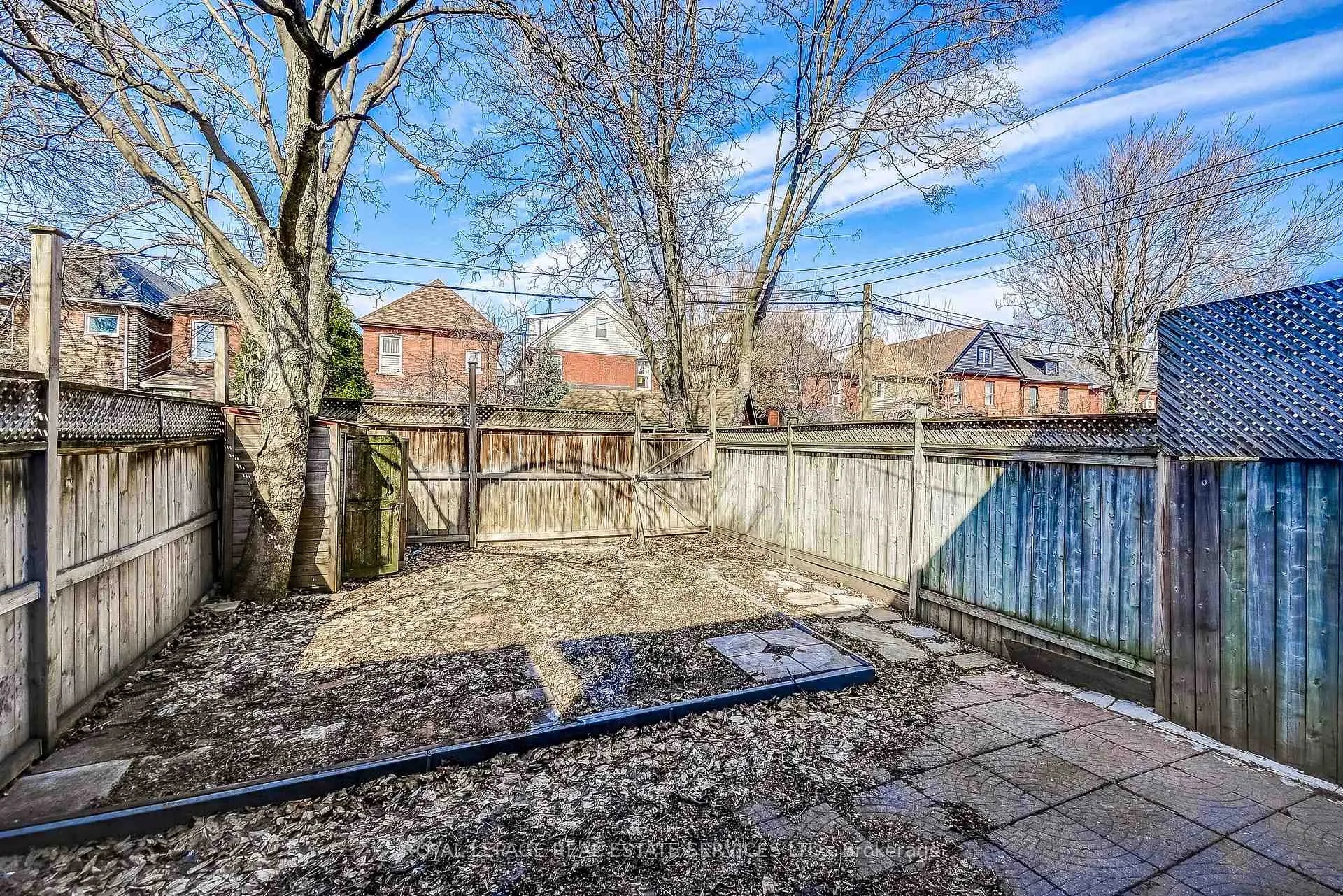 Photo 31 of 35 Fairleigh Avenue N, Hamilton, Gibson — HOMEH