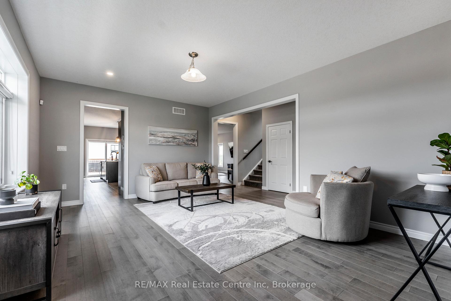 Photo 5 of 49 Keating Street, Guelph, Grange Road — HOMEH