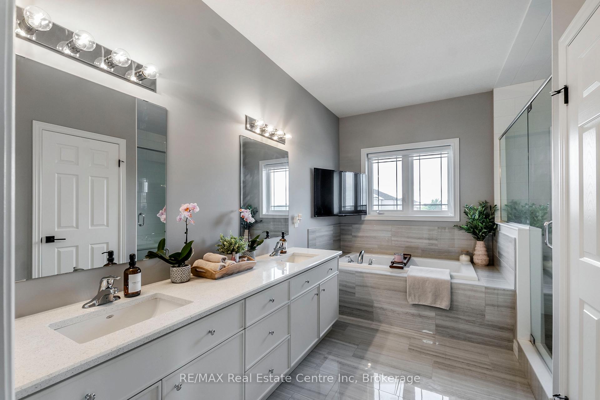 Photo 20 of 49 Keating Street, Guelph, Grange Road — HOMEH