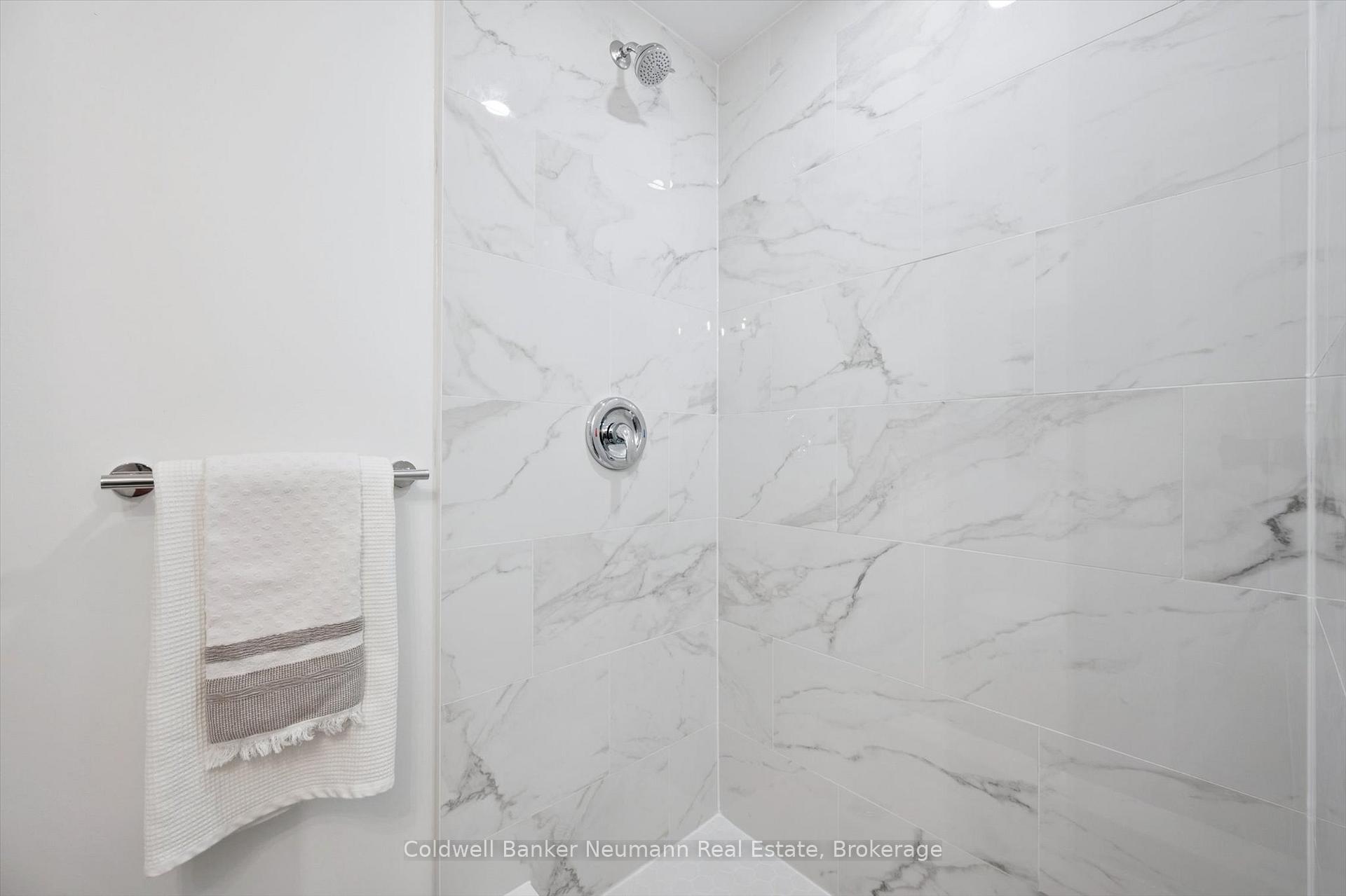 Photo 27 of 46 Dunhill Crescent, Guelph, Willow West/Sugarbush/West Acres — HOMEH