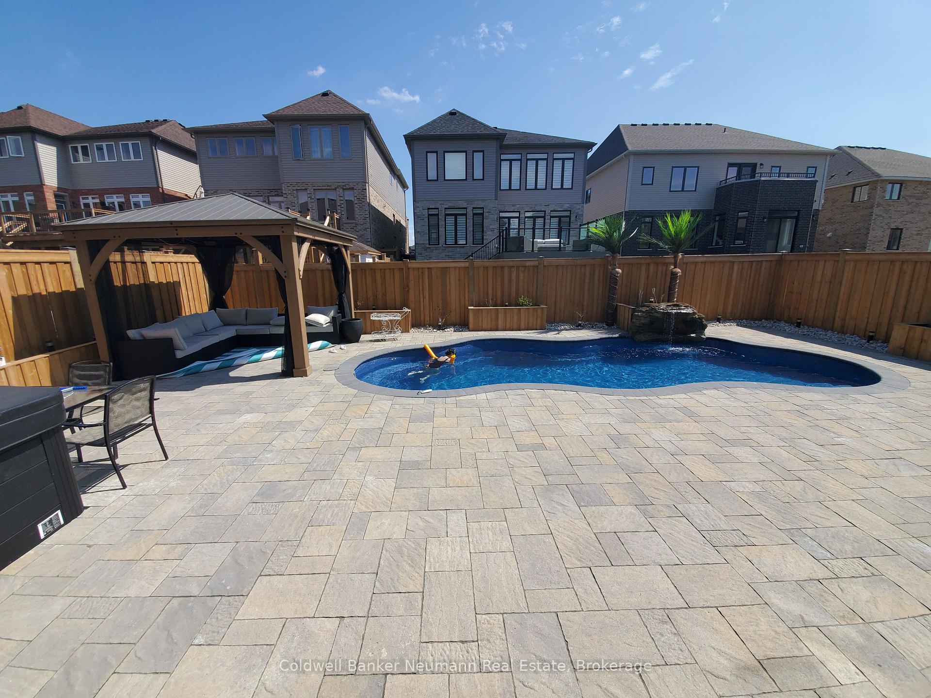 Photo 46 of 91 McCann Street, Guelph, Kortright East — HOMEH