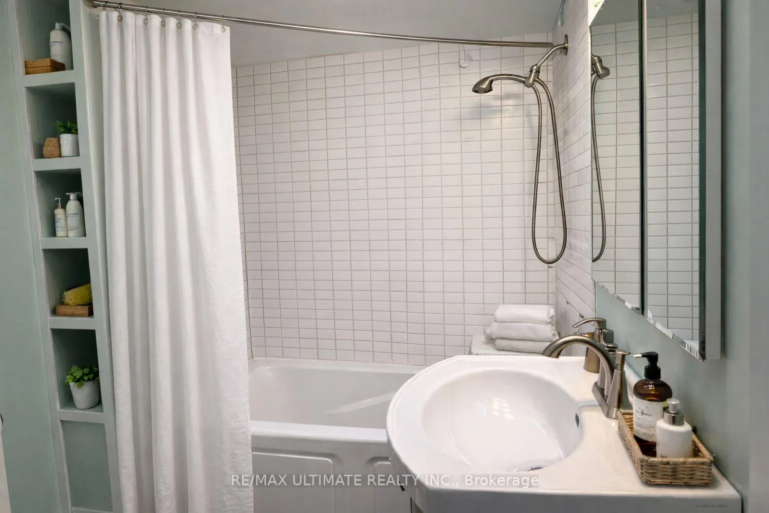 Photo 20 of 103 Wiley Avenue, Toronto, Danforth Village-East York — HOMEH