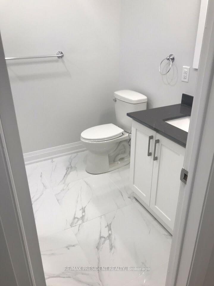 Photo 7 of Unit (Upper), 12 Maitland Street, Brampton, Central Park — HOMEH