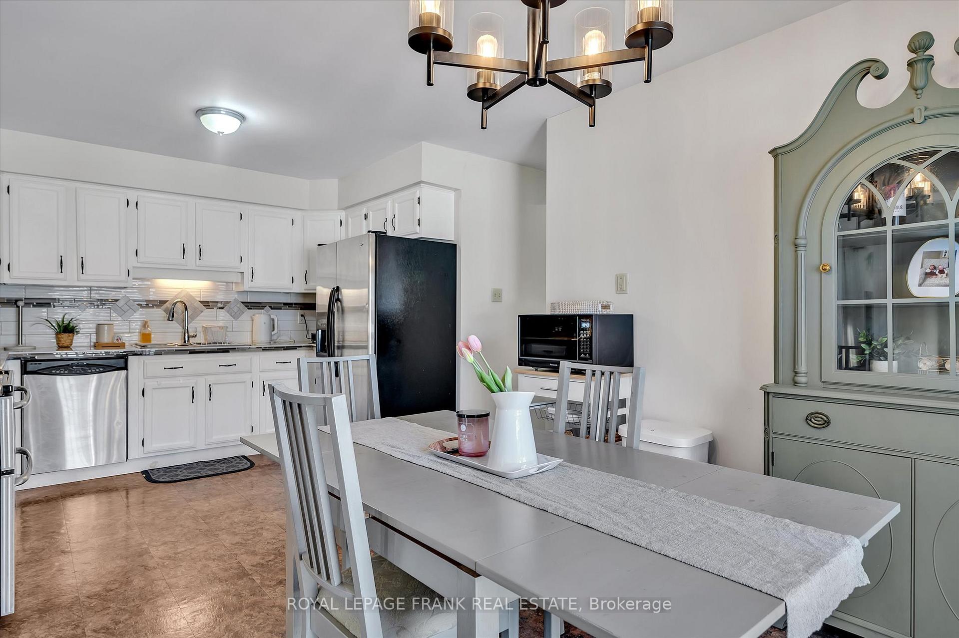 Photo 7 of 2171 Easthill Drive, Peterborough, Ashburnham Ward 4 — HOMEH