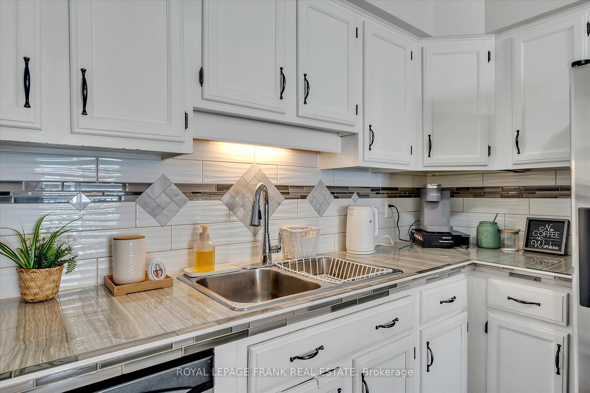 Photo 11 of 2171 Easthill Drive, Peterborough, Ashburnham Ward 4 — HOMEH
