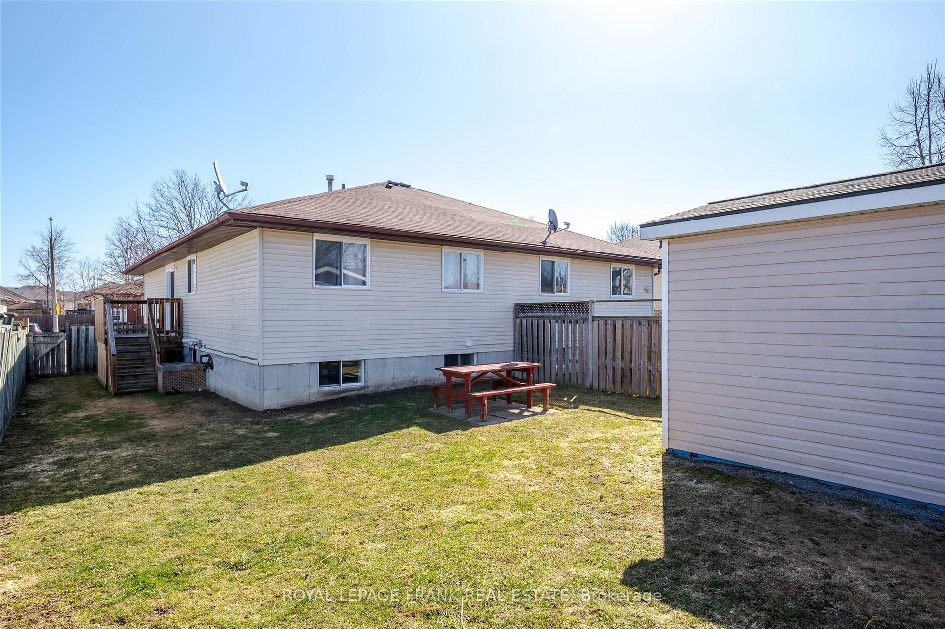 Photo 36 of 2171 Easthill Drive, Peterborough, Ashburnham Ward 4 — HOMEH