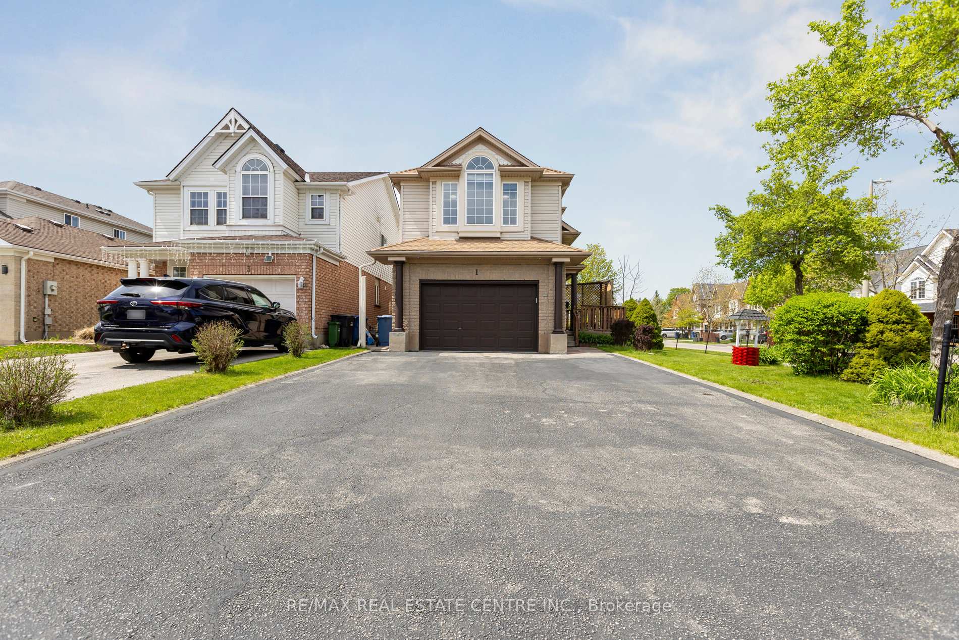 Front of 1 Silversmith Court