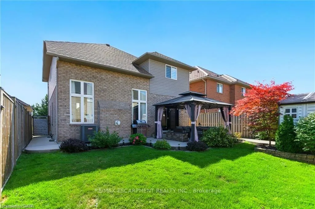 Photo 41 of 11 Silverspring Crescent, Hamilton, Rural Glanbrook — HOMEH