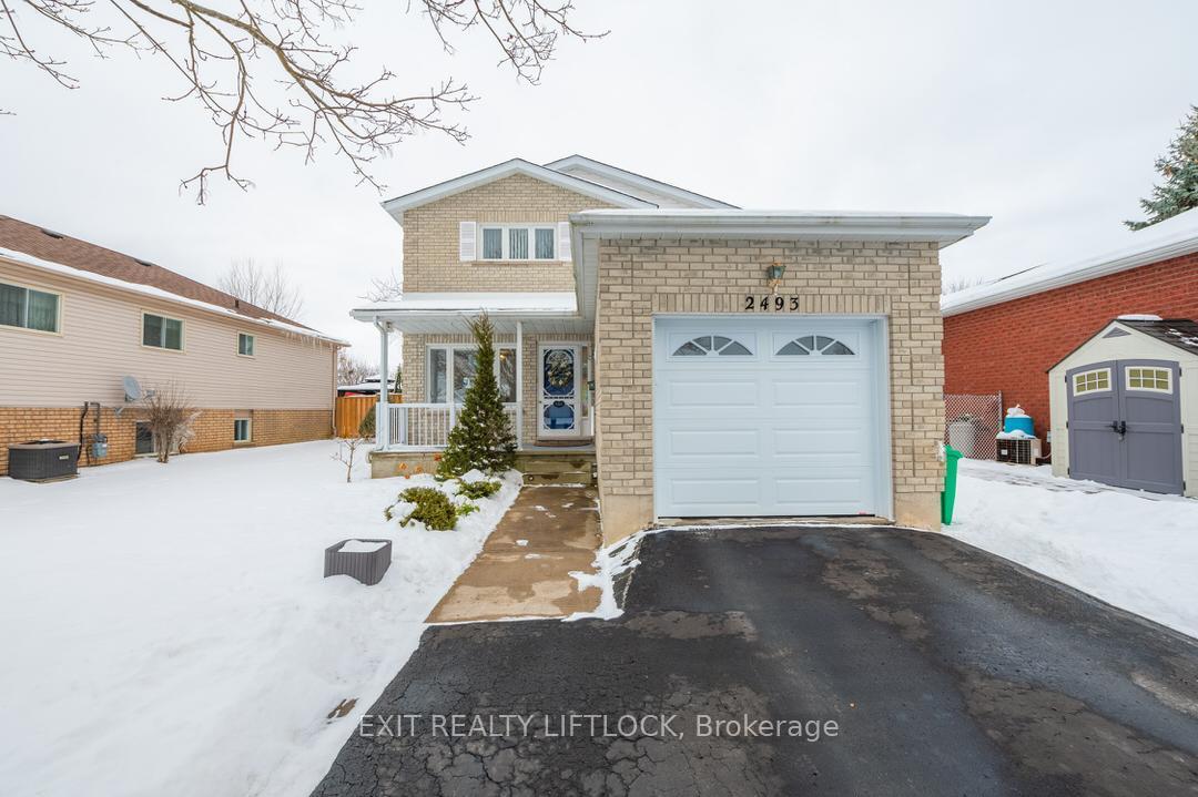 Front of 2493 Marsdale Drive