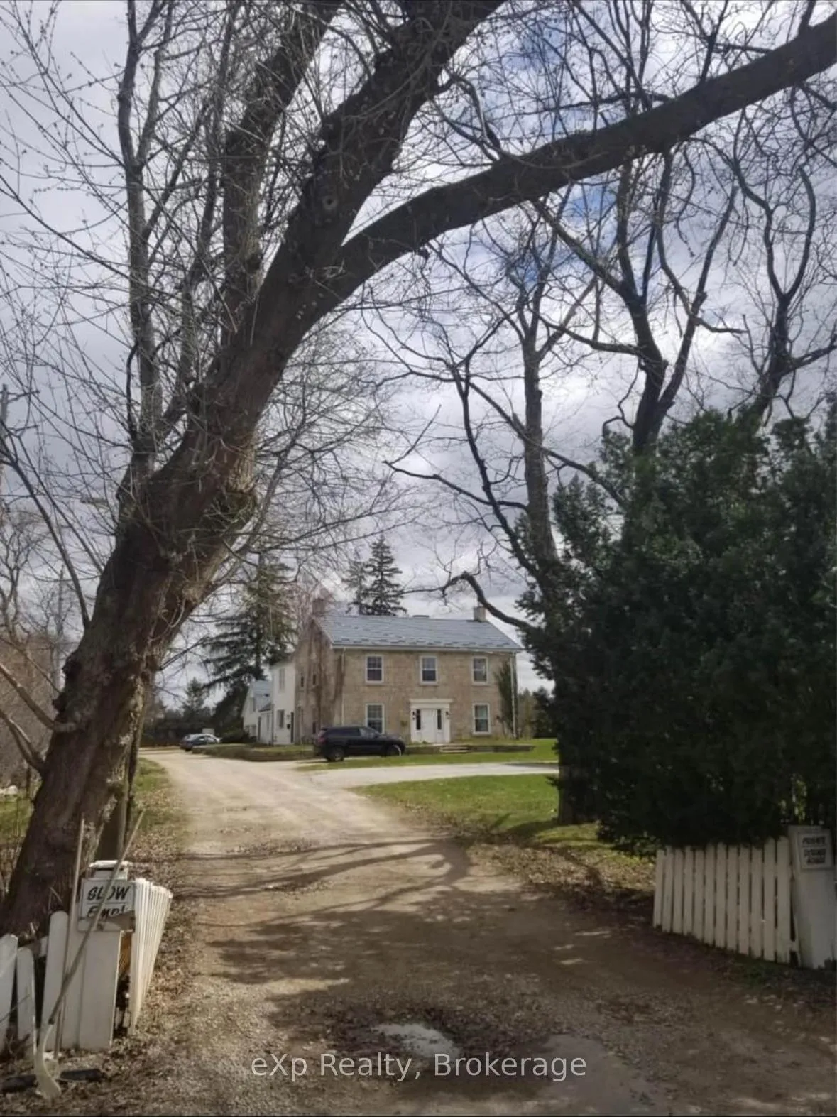 Photo 13 of 21 Dormie Lane, Guelph, Dovercliffe Park/Old University — HOMEH