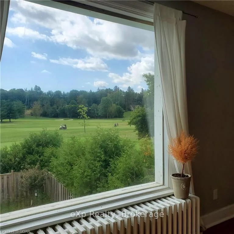 Photo 14 of 21 Dormie Lane, Guelph, Dovercliffe Park/Old University — HOMEH