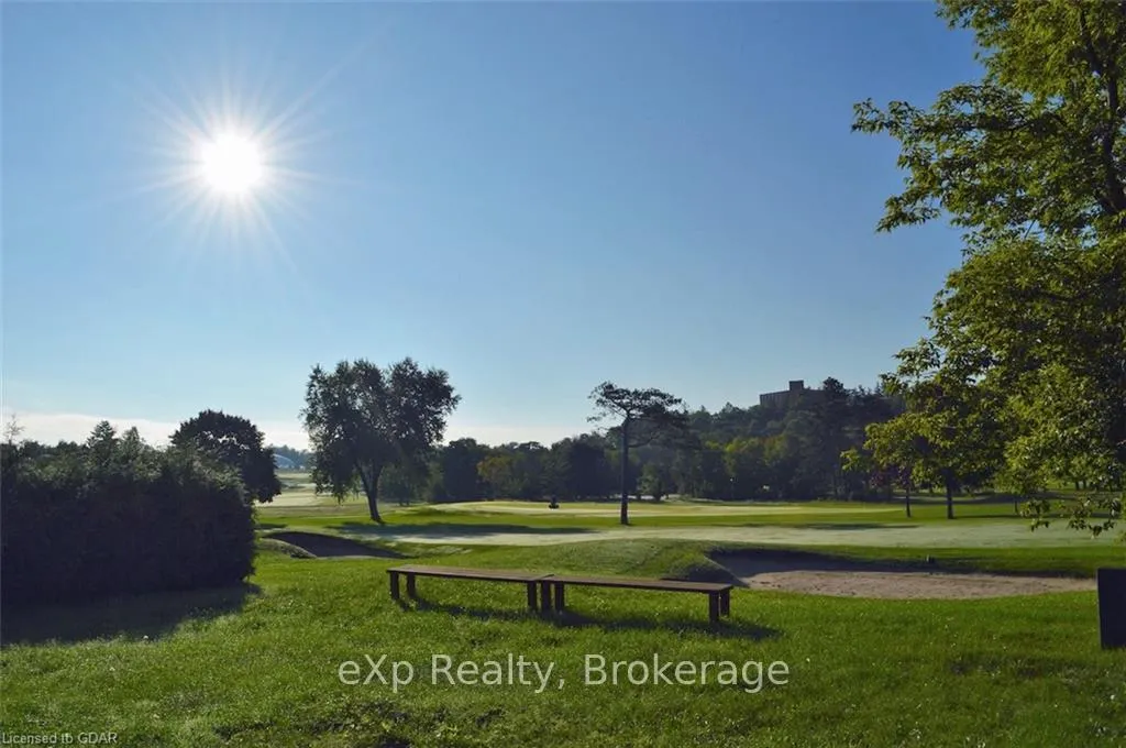 Photo 15 of 21 Dormie Lane, Guelph, Dovercliffe Park/Old University — HOMEH