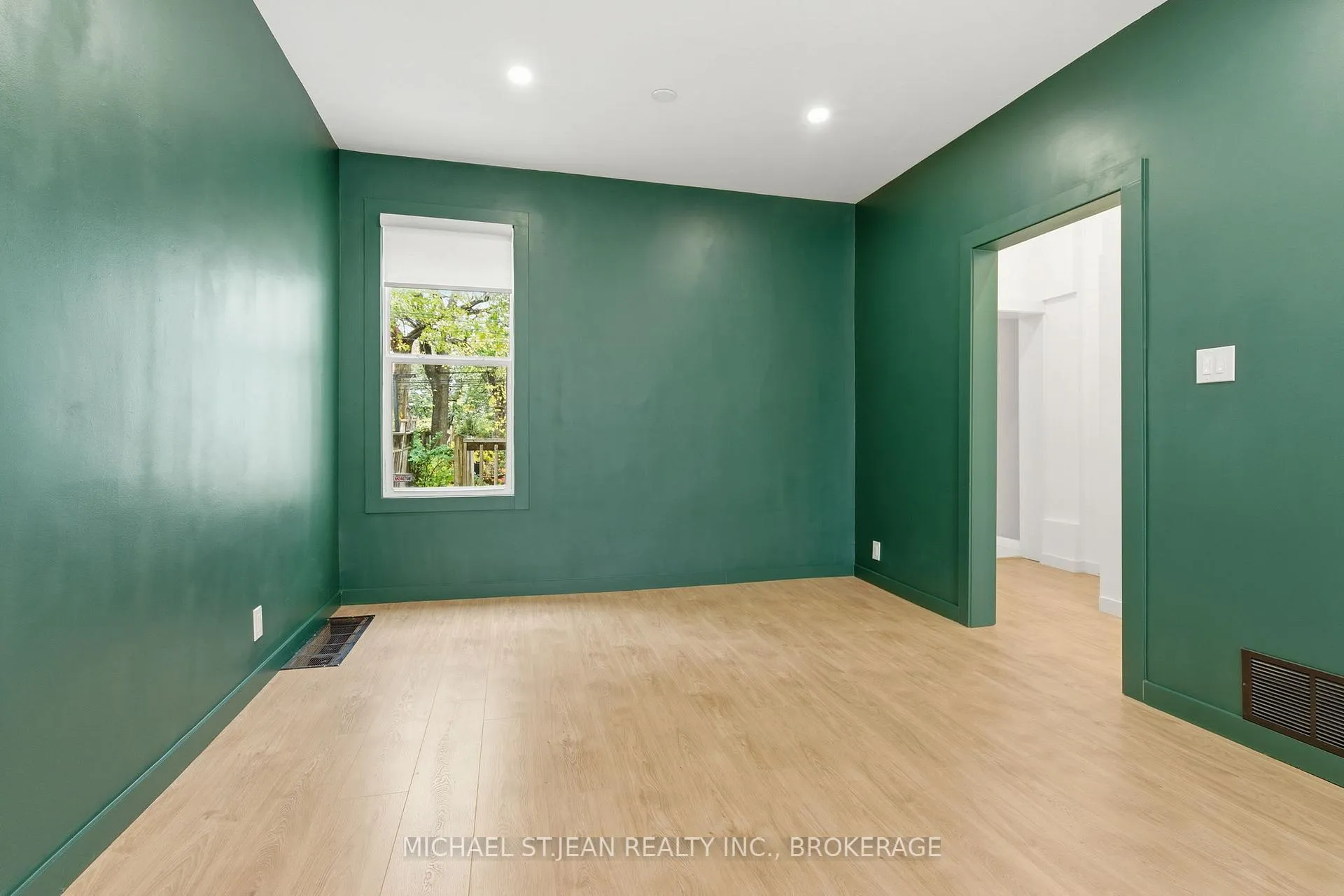 Photo 10 of 273 Robert Street, Hamilton, Beasley — HOMEH