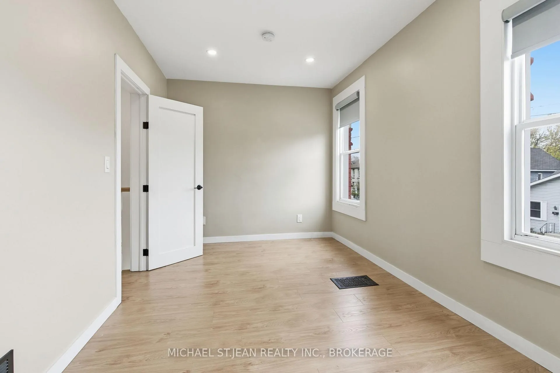 Photo 30 of 273 Robert Street, Hamilton, Beasley — HOMEH