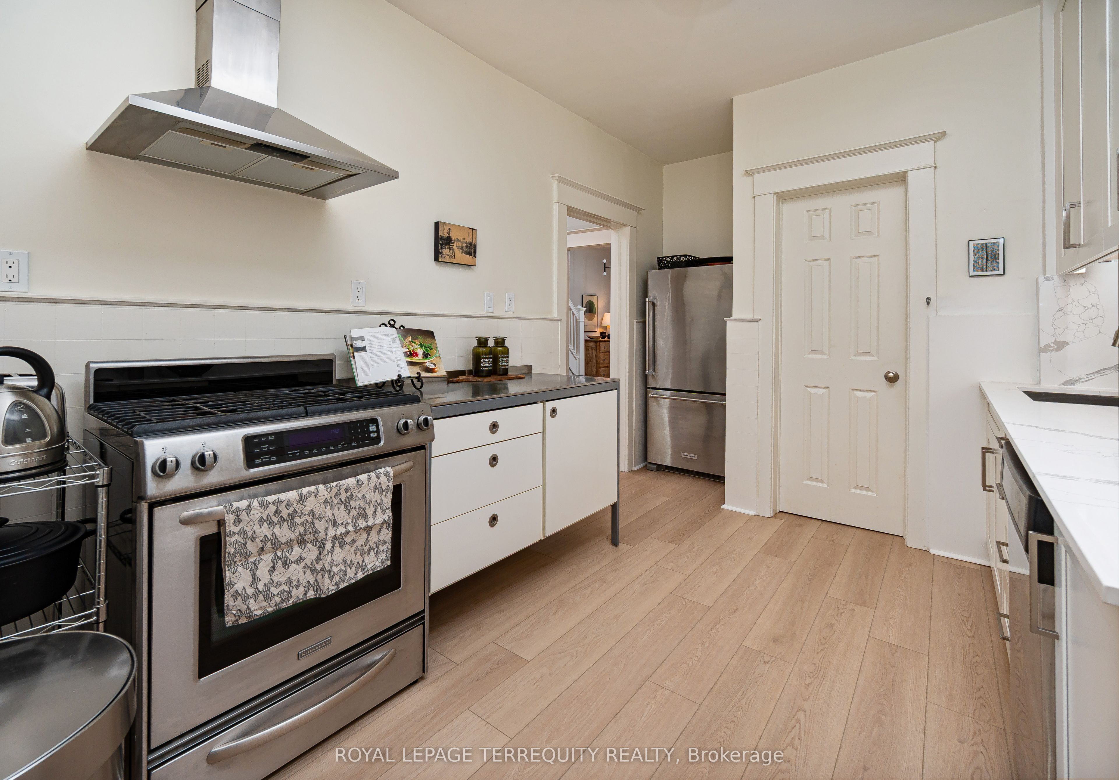 Photo 60 of 63 Lamb Avenue, Toronto, Greenwood-Coxwell — HOMEH