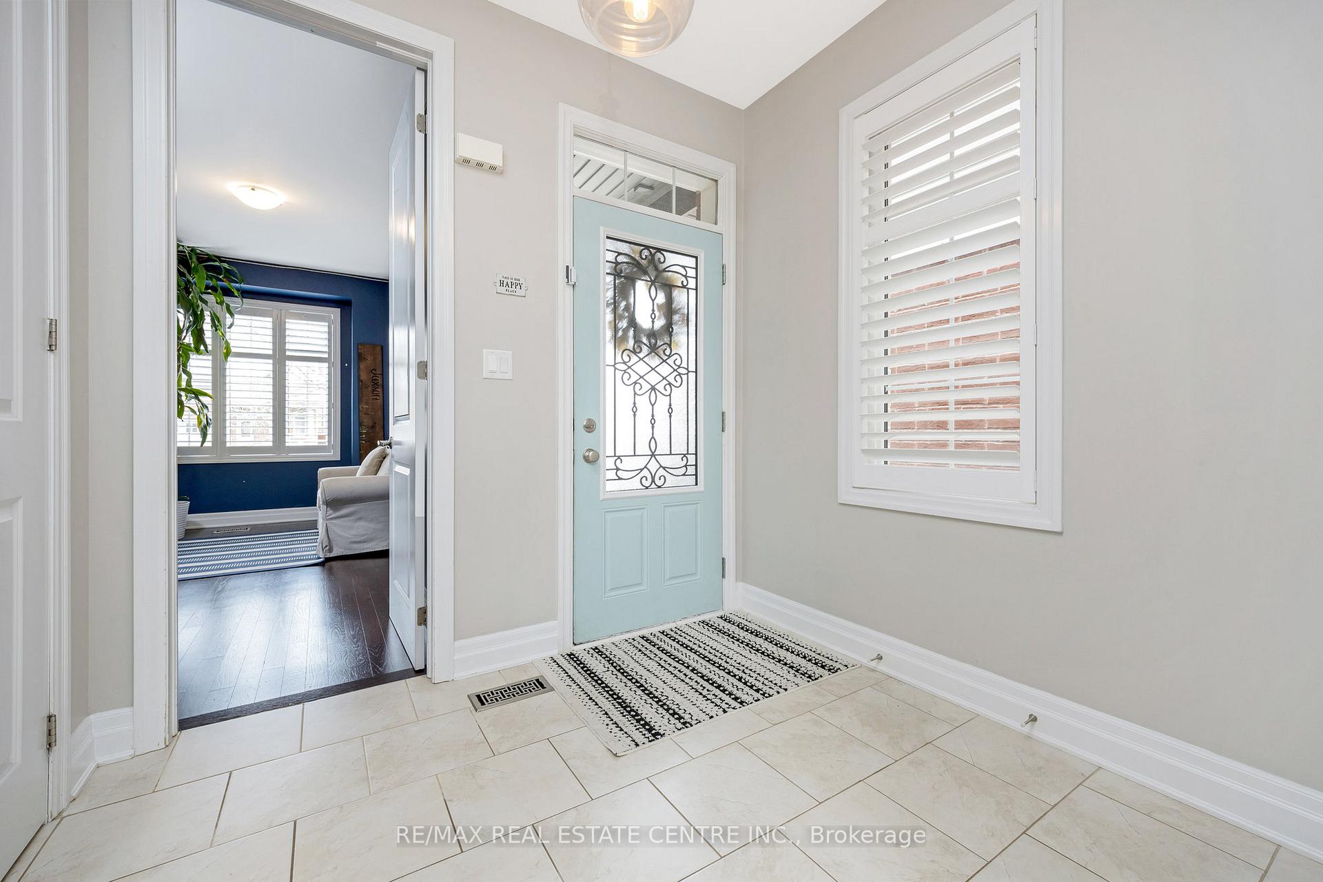Photo 5 of 1166 Biason Circle, Milton, Willmott — HOMEH