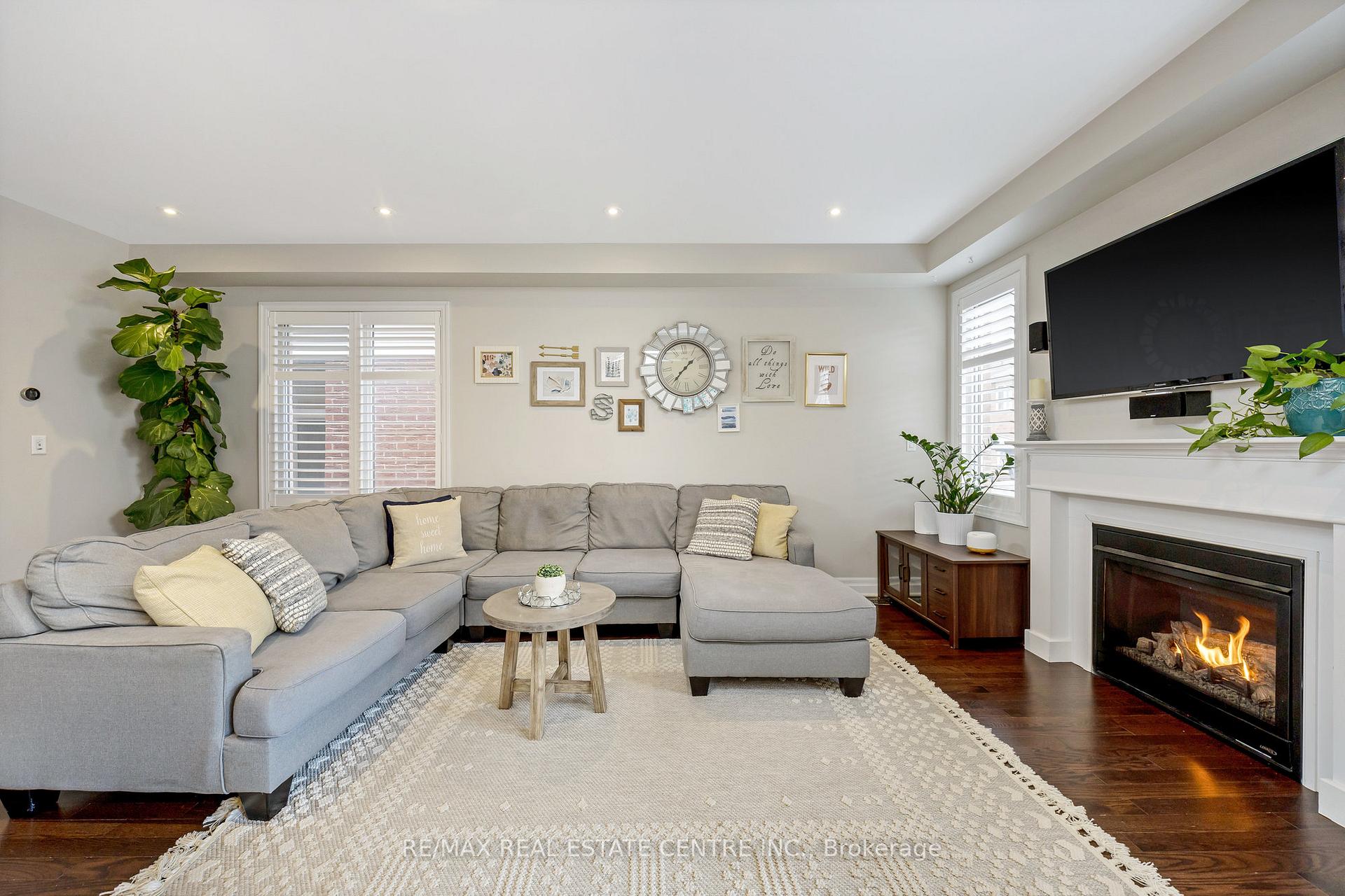 Photo 9 of 1166 Biason Circle, Milton, Willmott — HOMEH