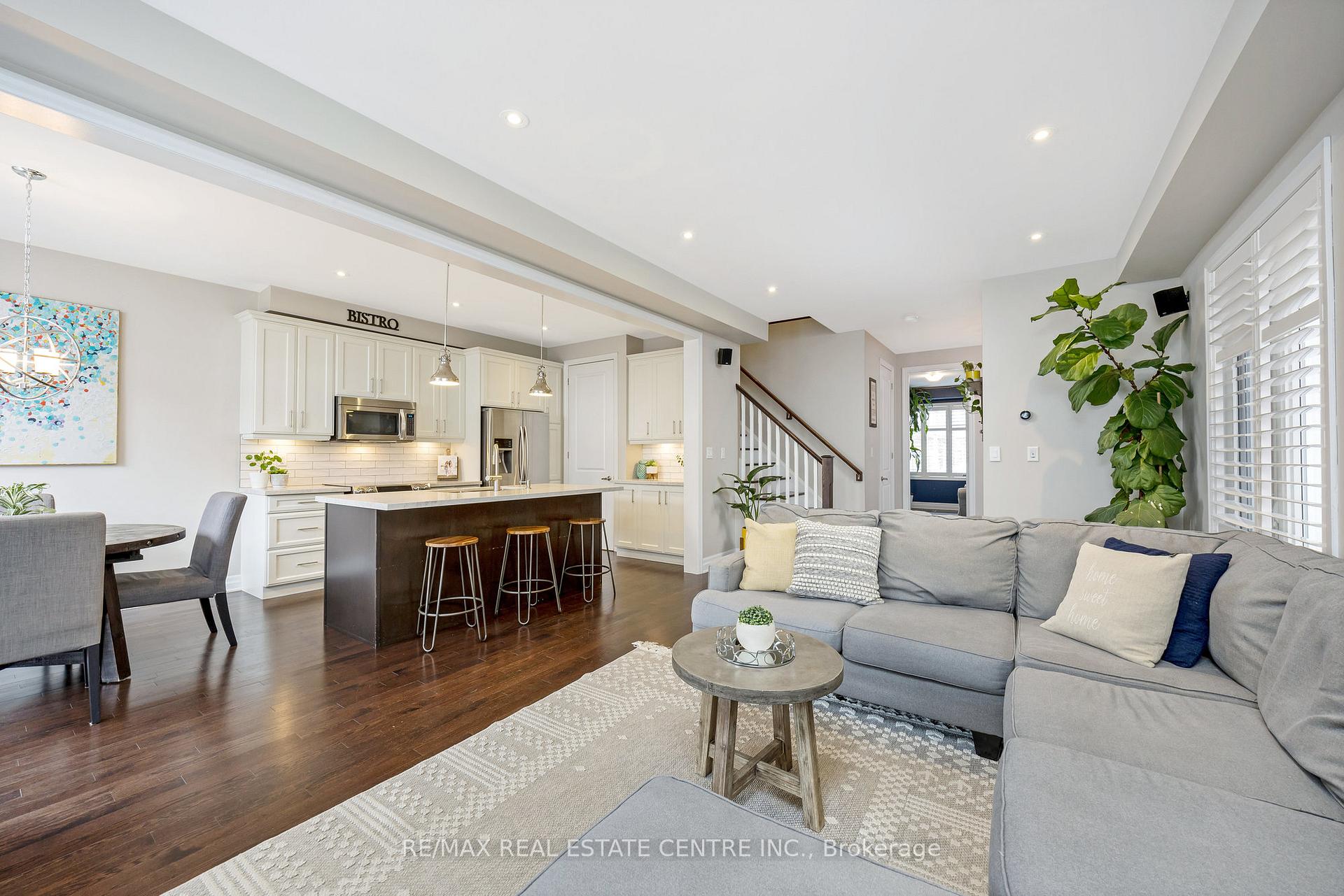 Photo 11 of 1166 Biason Circle, Milton, Willmott — HOMEH