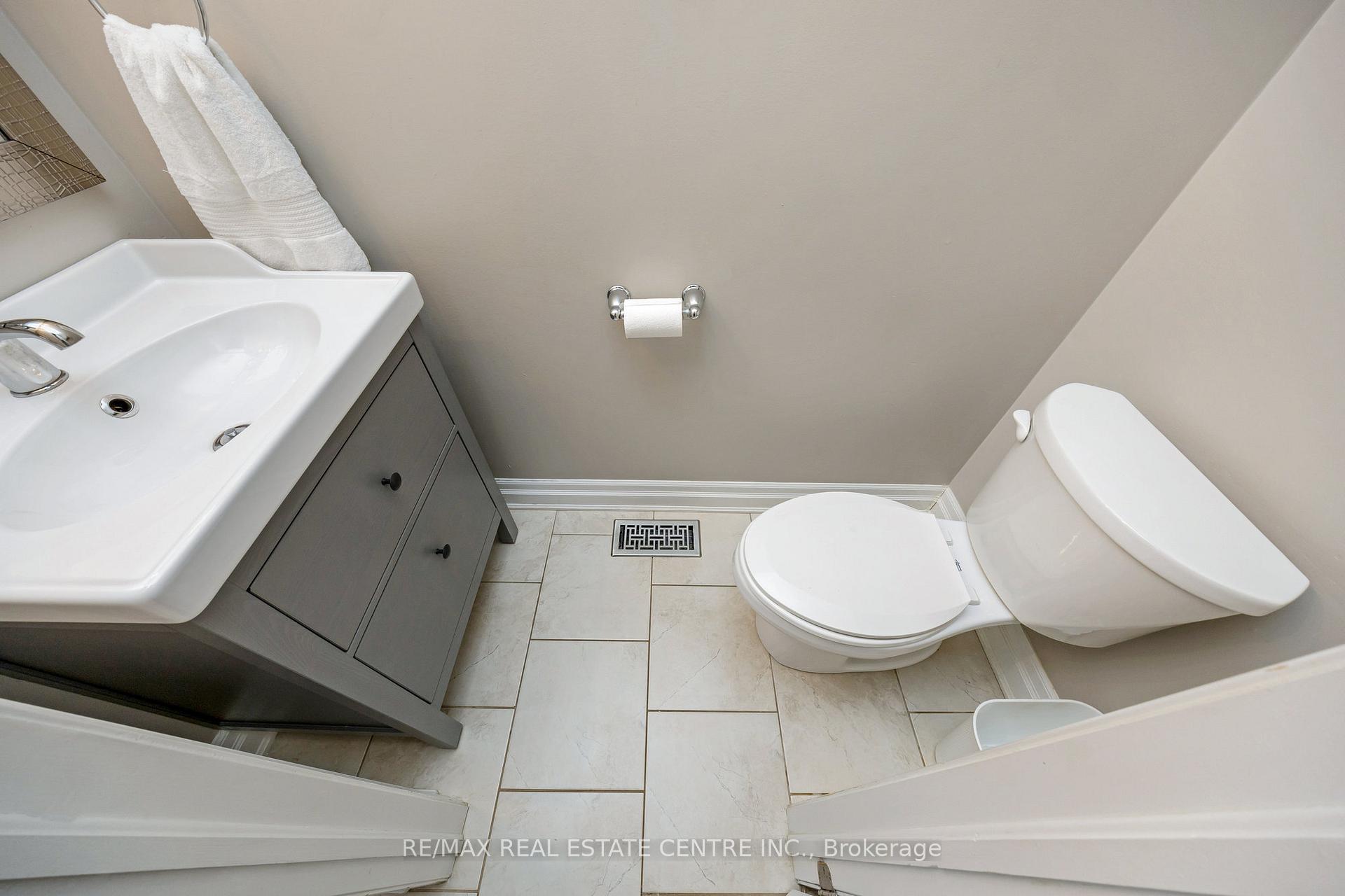 Photo 19 of 1166 Biason Circle, Milton, Willmott — HOMEH