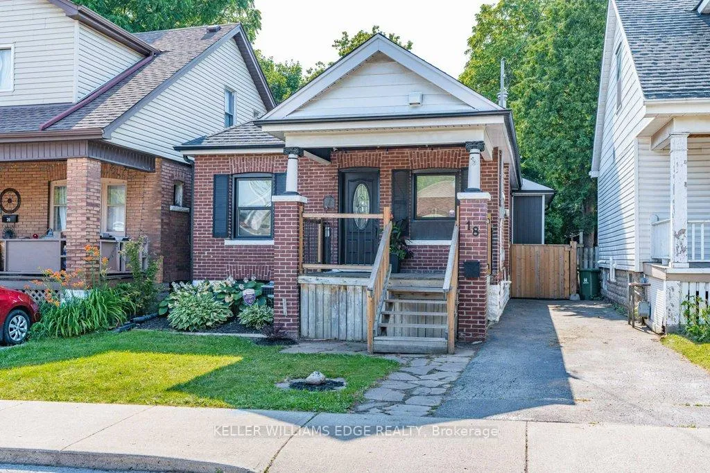 Photo 2 of 18 Park Row N, Hamilton, Crown Point — HOMEH