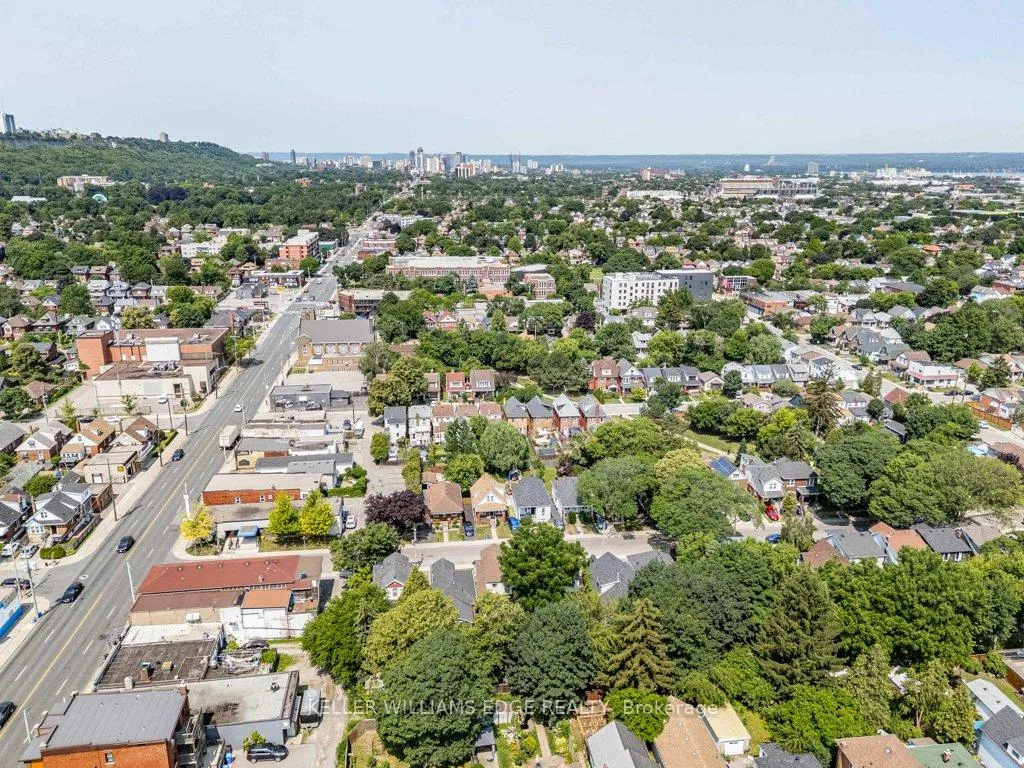 Photo 36 of 18 Park Row N, Hamilton, Crown Point — HOMEH