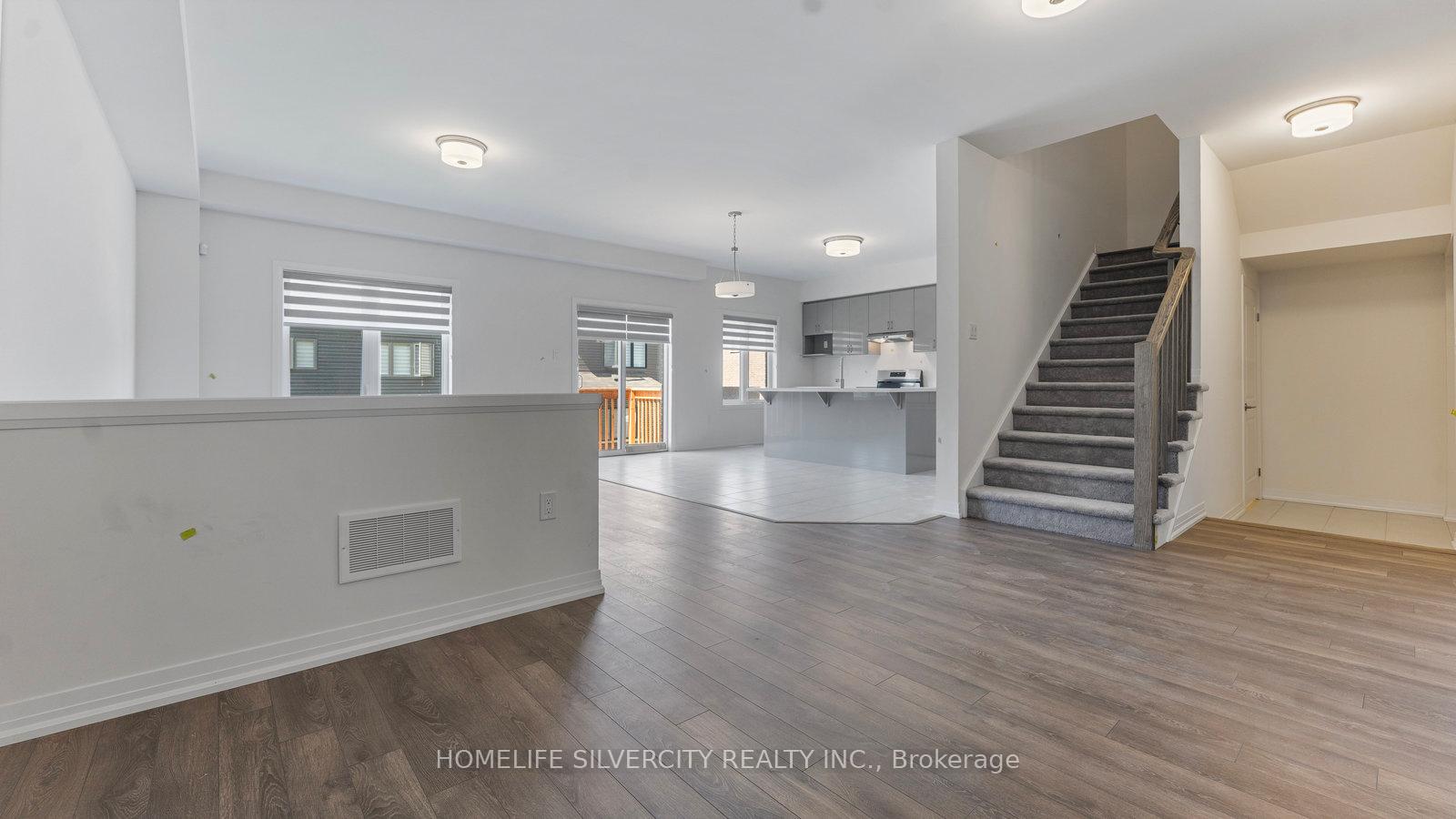 Photo 6 of 266 Pottruff Road, Brant, Paris — HOMEH