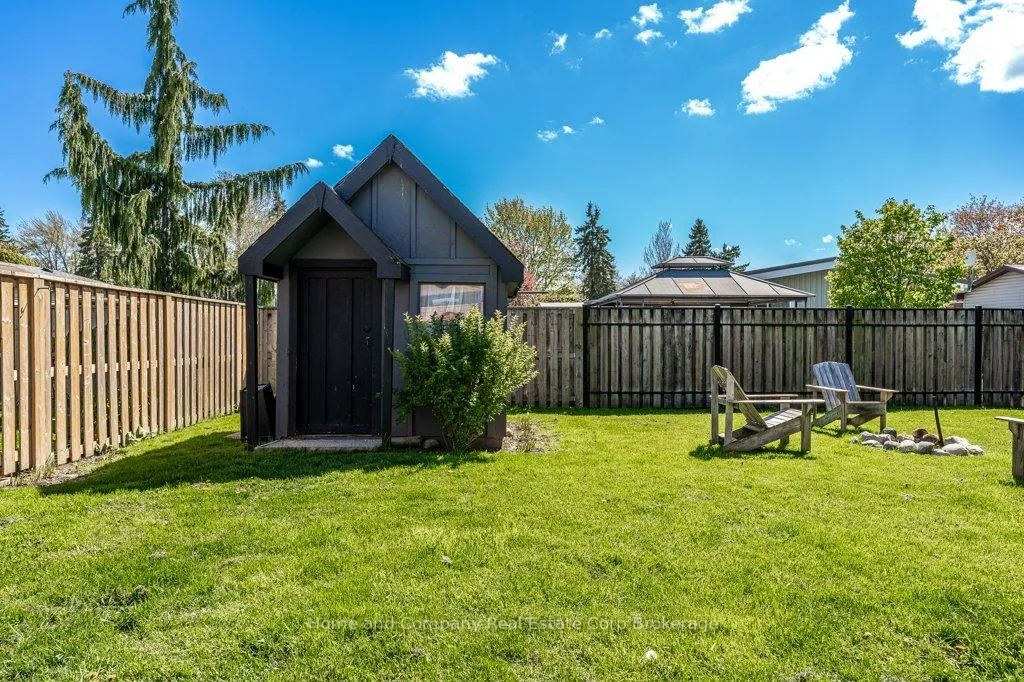 Photo 27 of 283 Redford Crescent, Stratford — HOMEH
