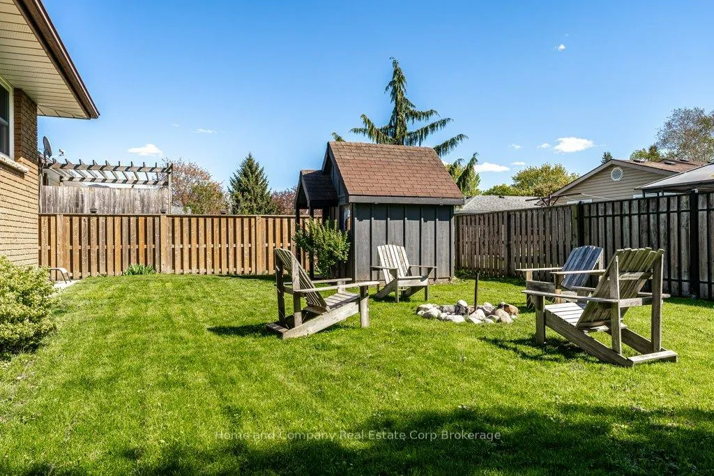 Photo 28 of 283 Redford Crescent, Stratford — HOMEH