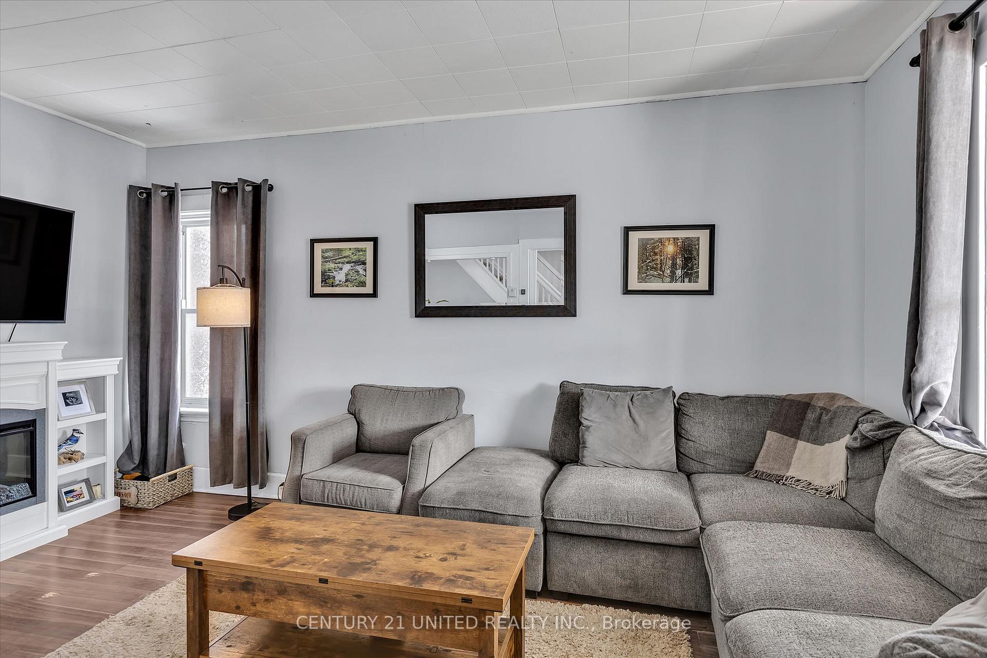 Photo 11 of 500 Wolfe Street, Peterborough, Town Ward 3 — HOMEH