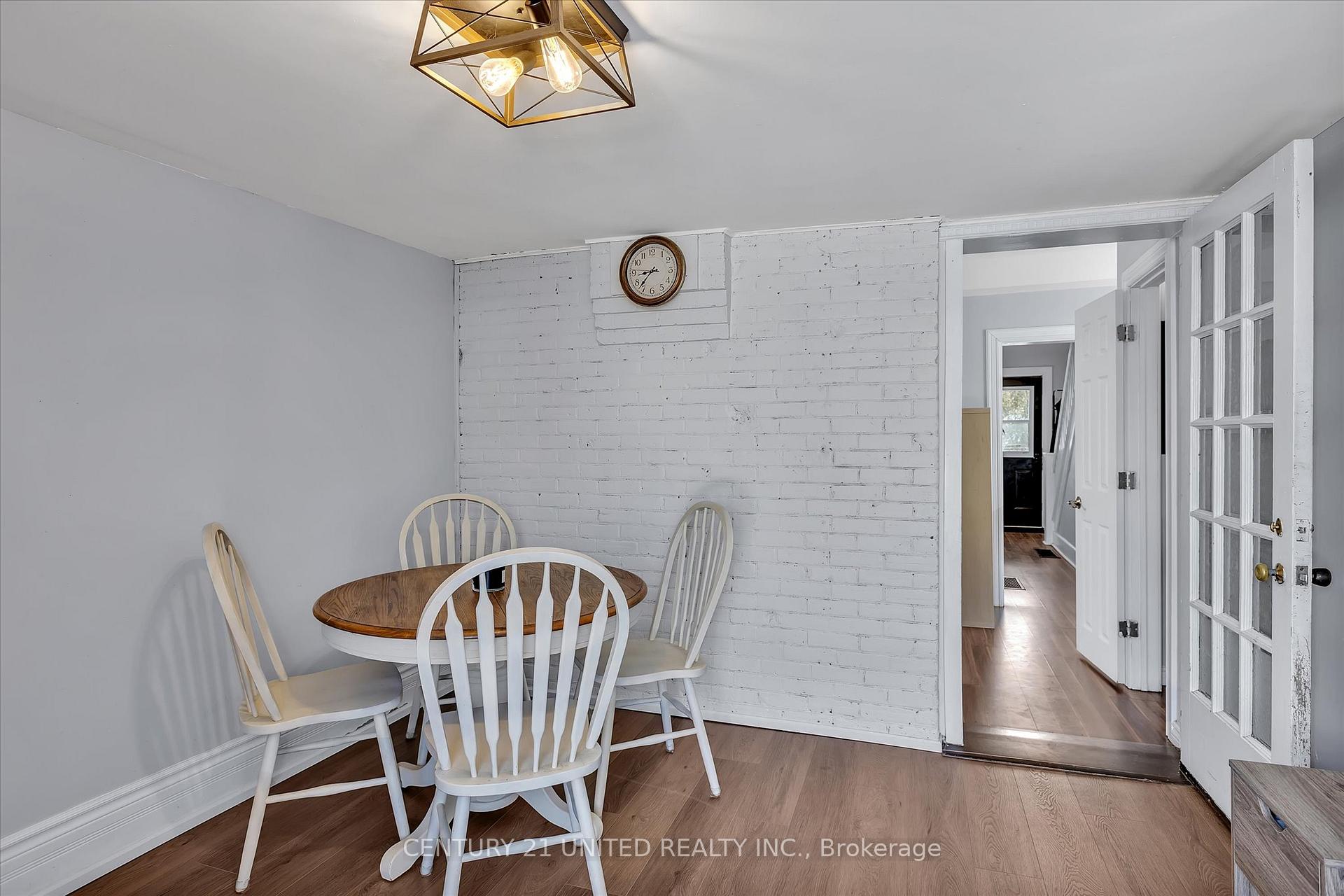 Photo 20 of 500 Wolfe Street, Peterborough, Town Ward 3 — HOMEH