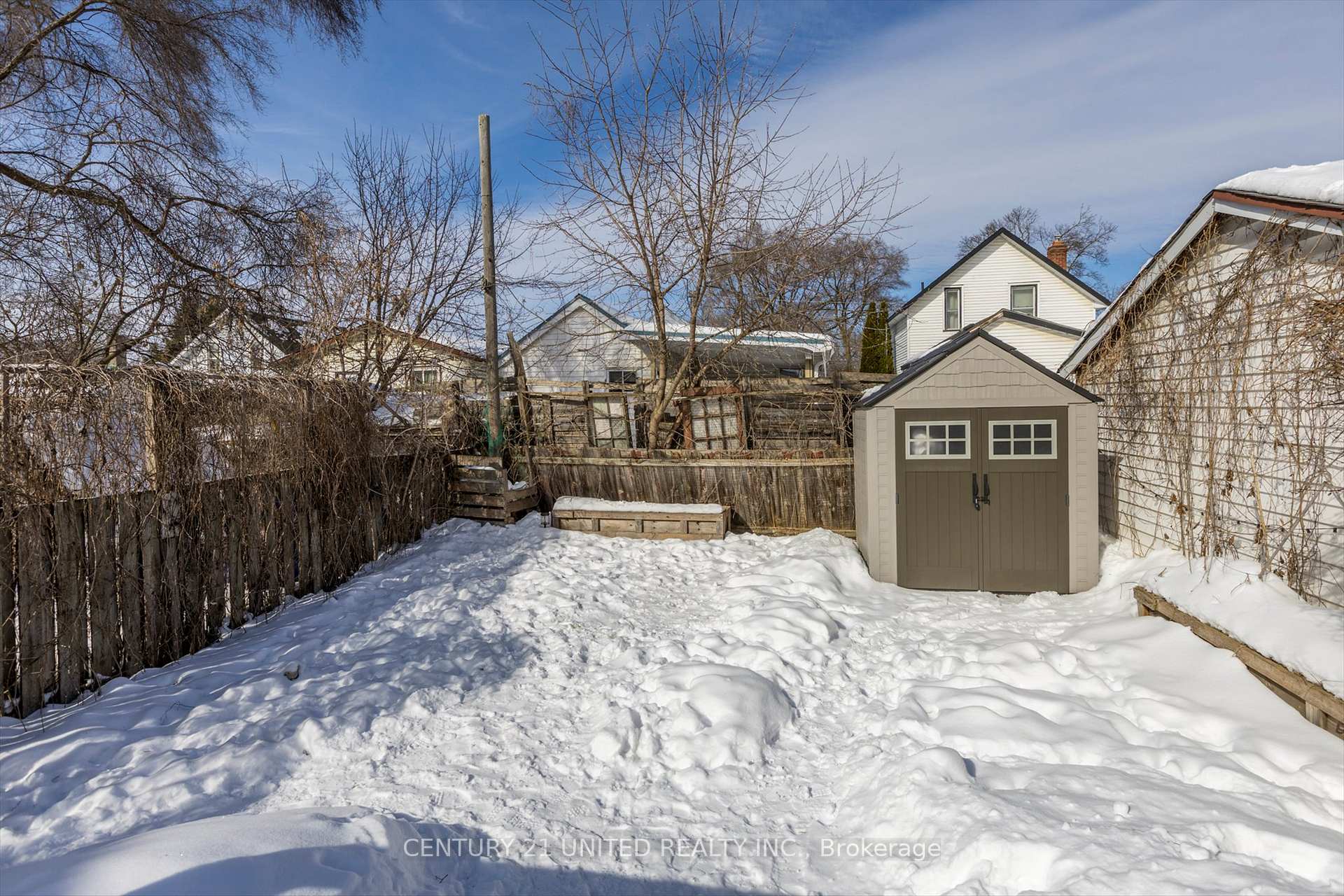 Photo 46 of 500 Wolfe Street, Peterborough, Town Ward 3 — HOMEH