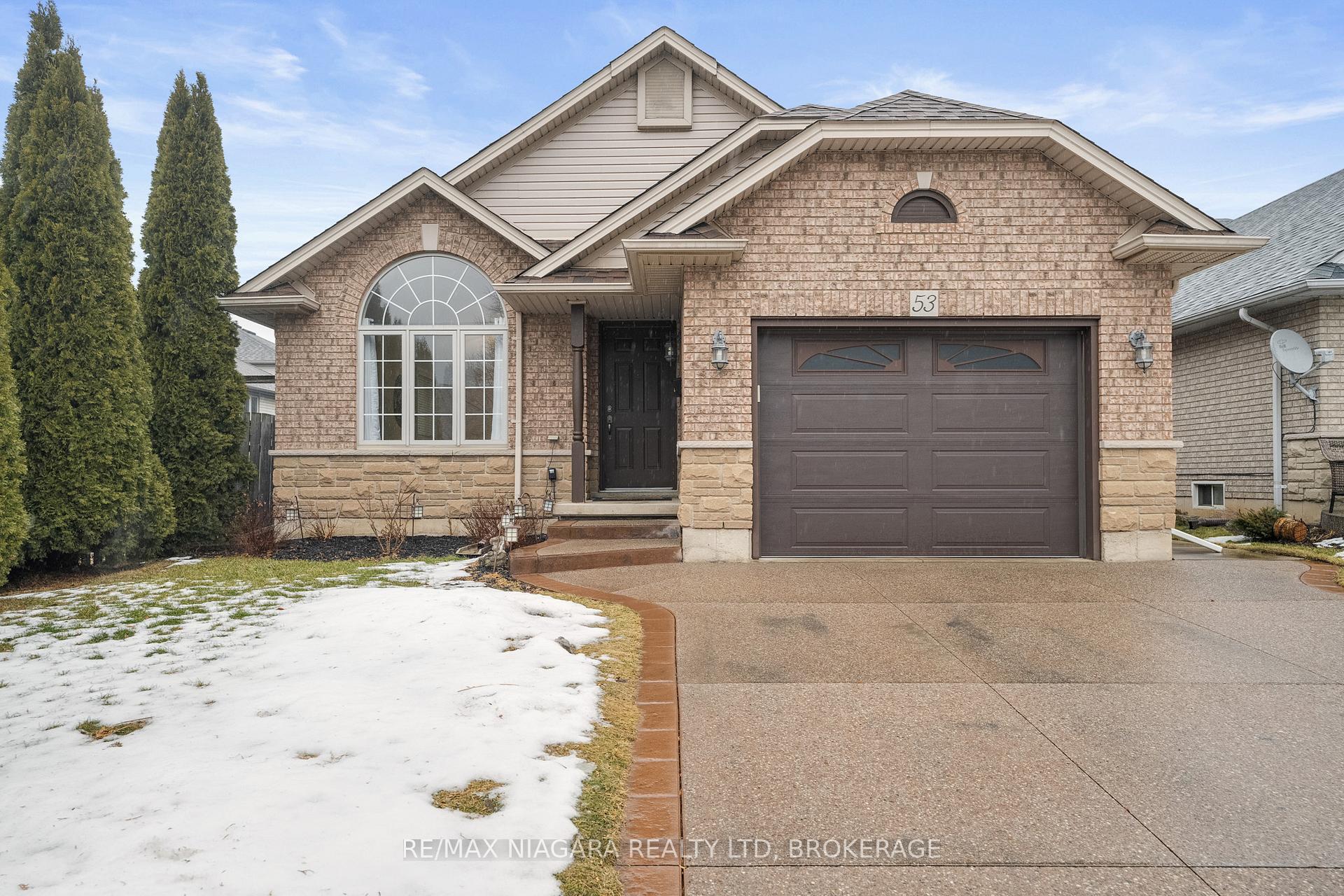 Photo 1 of 53 Aspen Drive, Grimsby, Grimsby West — HOMEH