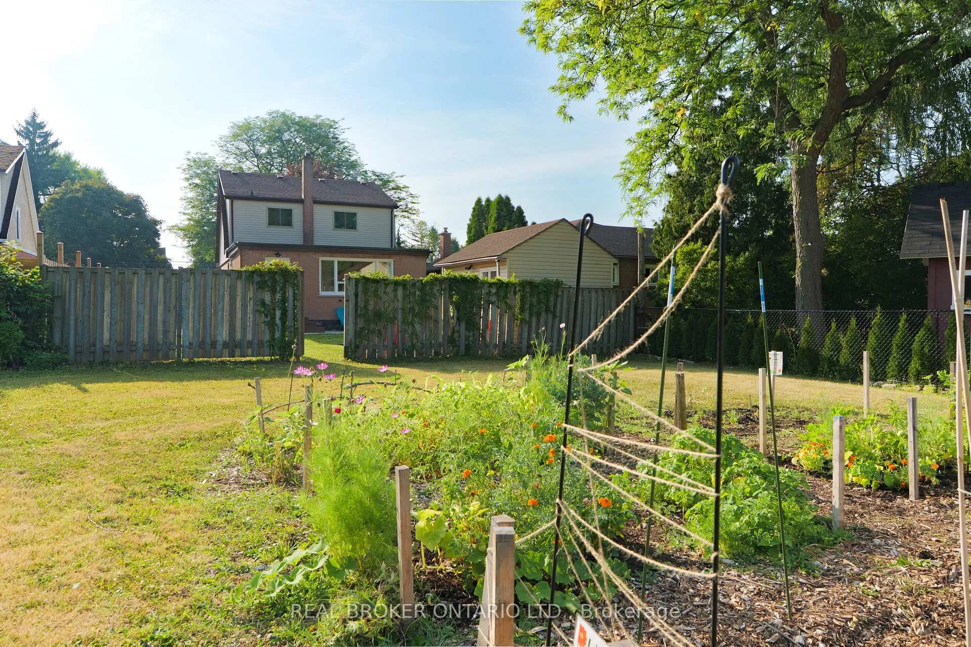 Photo 45 of 39 Cloverhill Road, Hamilton, Southam — HOMEH