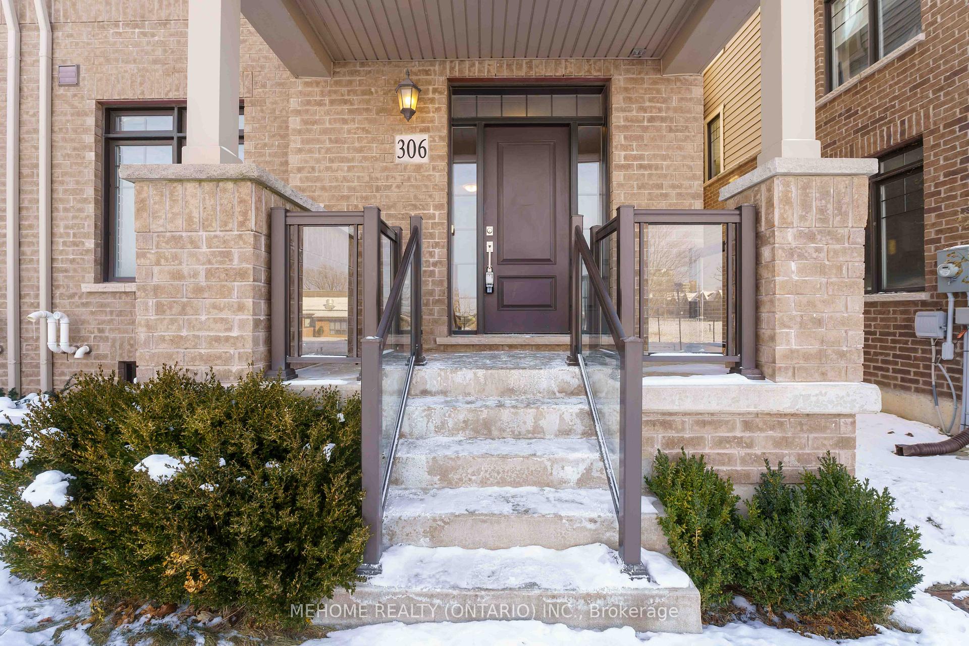 Photo 2 of 306 Hunter Road, Grimsby, Grimsby Beach — HOMEH