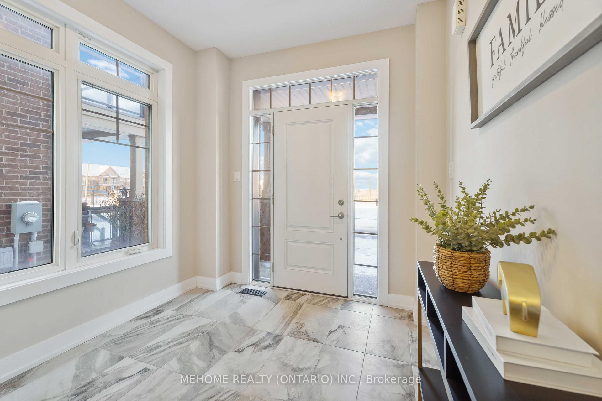 Photo 3 of 306 Hunter Road, Grimsby, Grimsby Beach — HOMEH