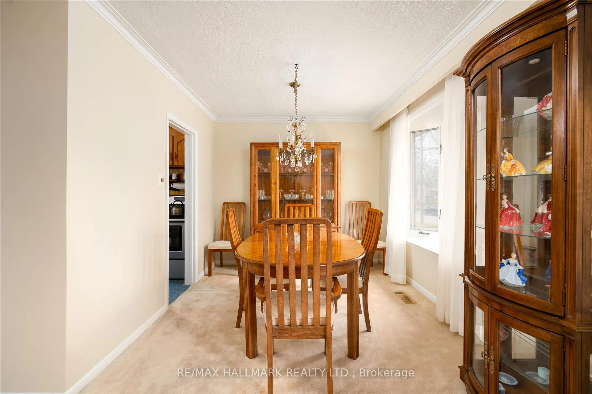 Photo 15 of 7 Grassington Crescent, Scarborough, Woburn — HOMEH
