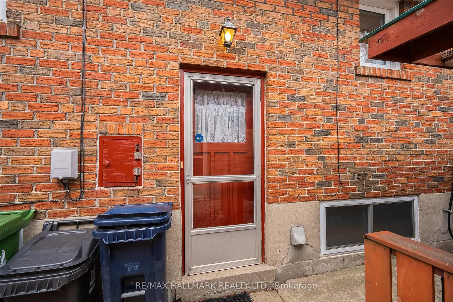 Photo 27 of 7 Grassington Crescent, Scarborough, Woburn — HOMEH