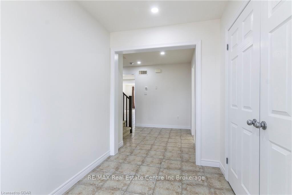 Photo 7 of 7 Goldenview Drive, Guelph, Victoria North — HOMEH