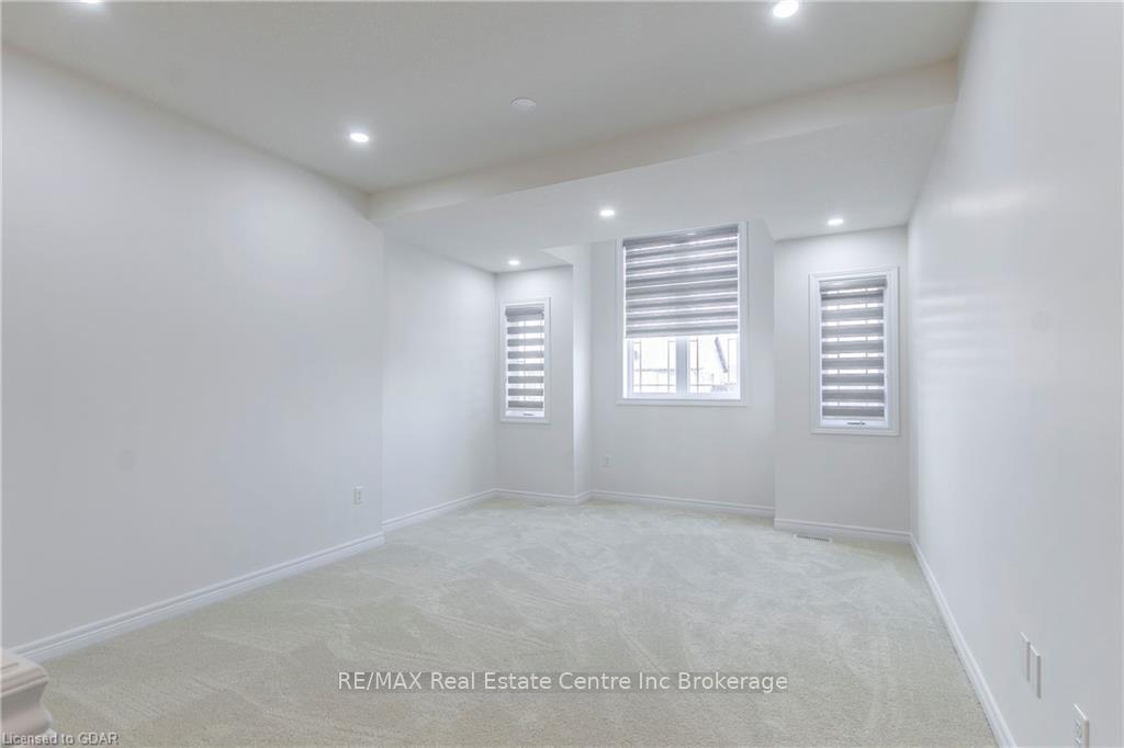 Photo 18 of 7 Goldenview Drive, Guelph, Victoria North — HOMEH