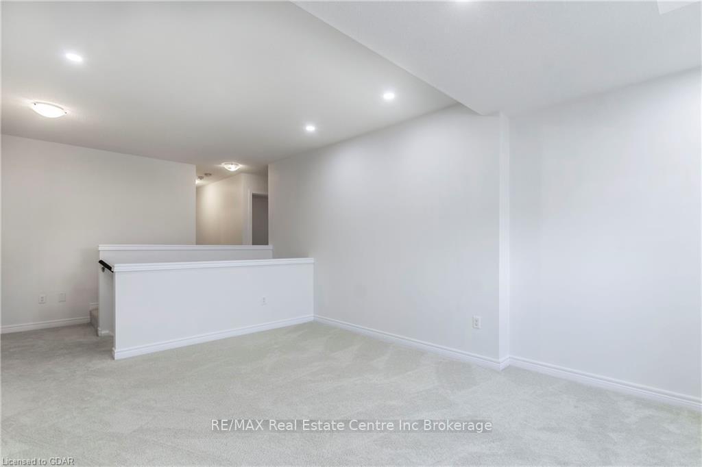 Photo 20 of 7 Goldenview Drive, Guelph, Victoria North — HOMEH
