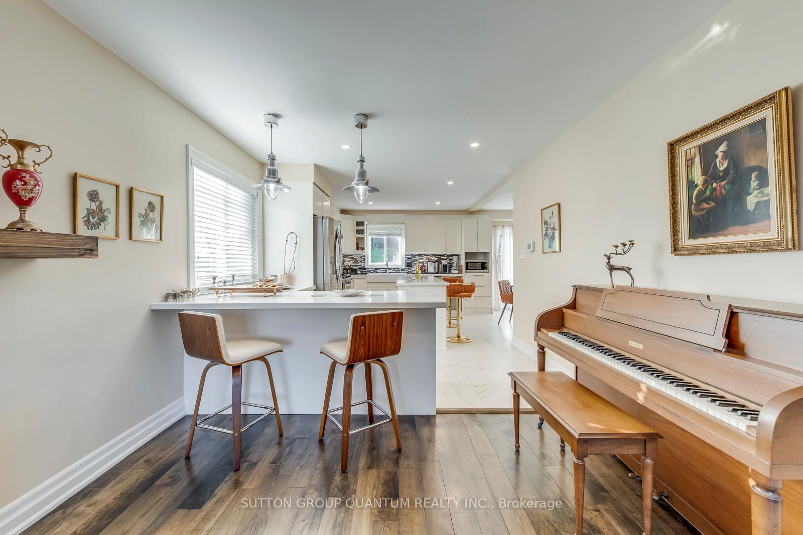 Photo 8 of 10 Anne Court, Grimsby, Grimsby Beach — HOMEH
