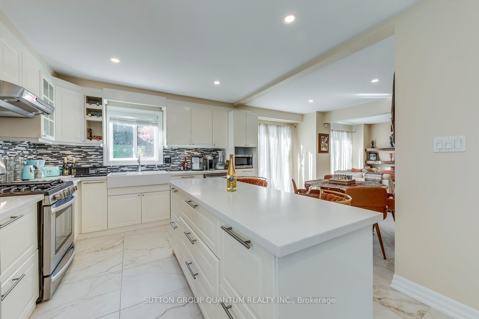 Photo 11 of 10 Anne Court, Grimsby, Grimsby Beach — HOMEH
