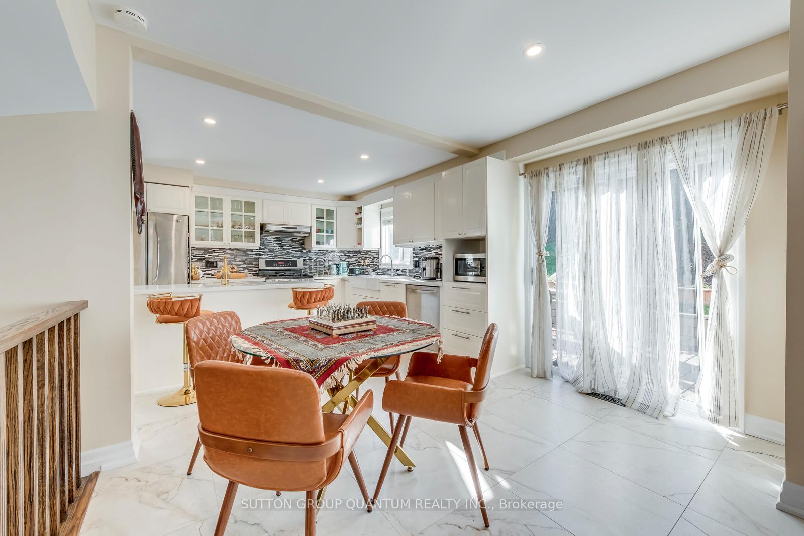 Photo 15 of 10 Anne Court, Grimsby, Grimsby Beach — HOMEH