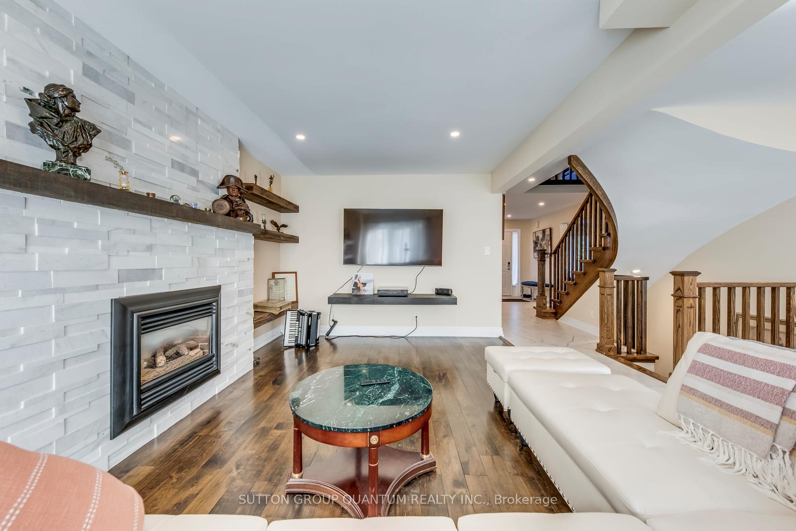 Photo 19 of 10 Anne Court, Grimsby, Grimsby Beach — HOMEH